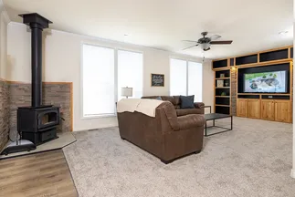 TH601F                 CLAYTON