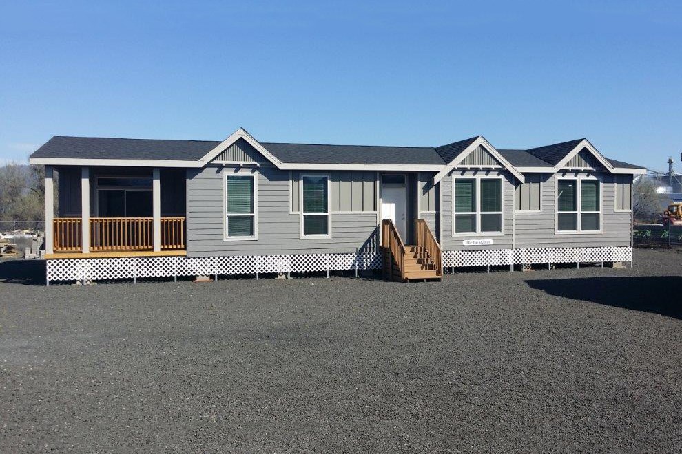 The ING681F EUCALYPTUS   (FULL) GW Exterior. This Manufactured Mobile Home features 3 bedrooms and 2 baths.